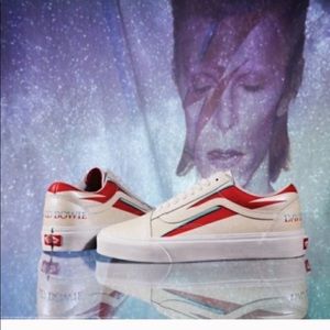 Vans x David Bowie Old Skool Sneakers
